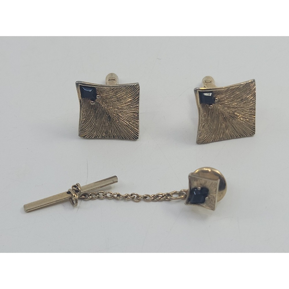 Vintage Swank Gold Tone And Onyx Cufflink Set With Tie Tack